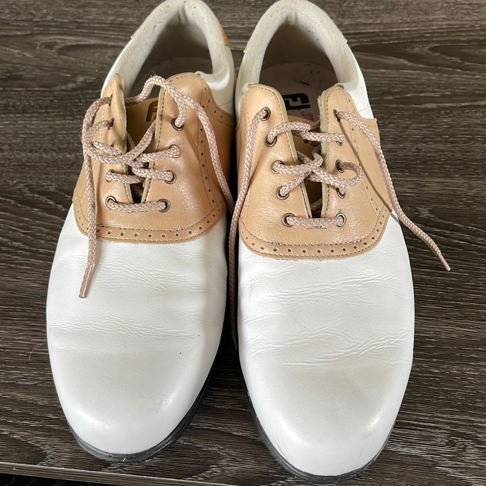 Women’s Footjoy Summer series golf shoes very good condition